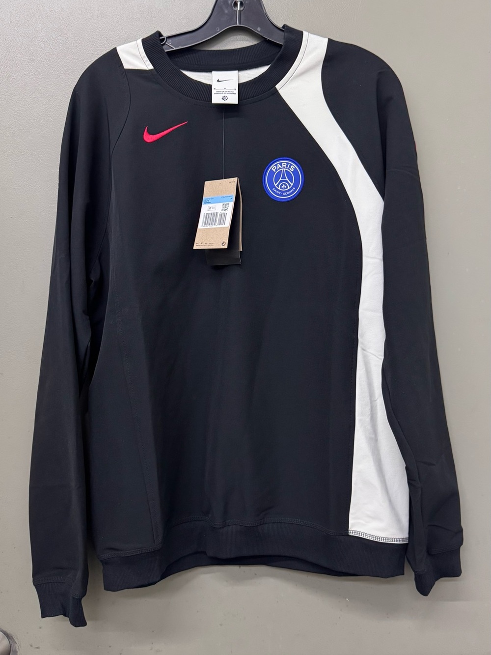 NWT Nike Paris Saint-Germain Third Men's Nike Total 90 Soccer Crew-Neck Top SZ M